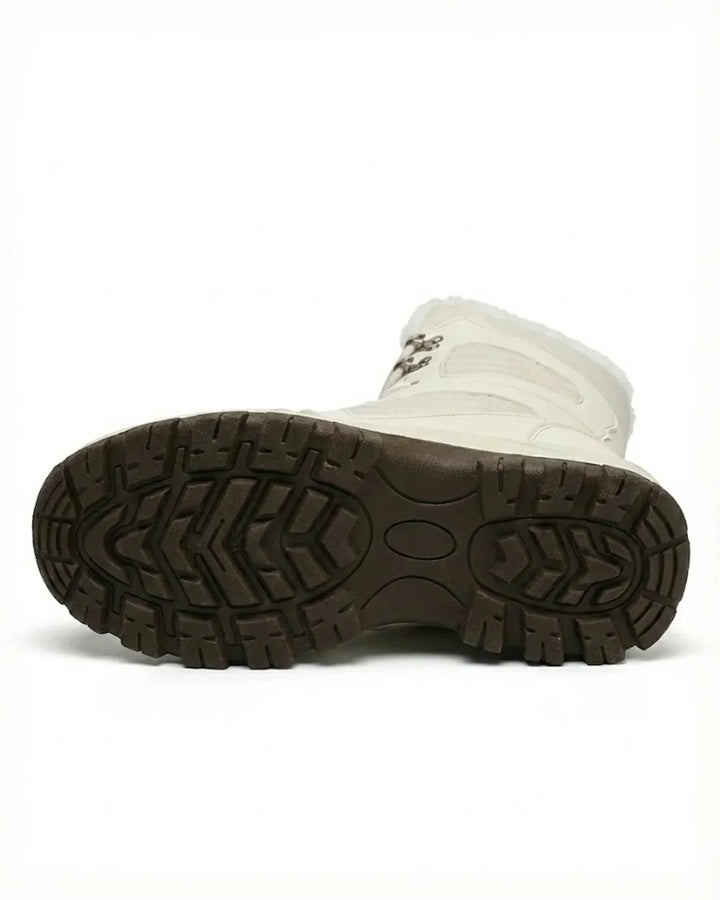 Corisande™ | Plush-lined lug-sole lace-up snow boots