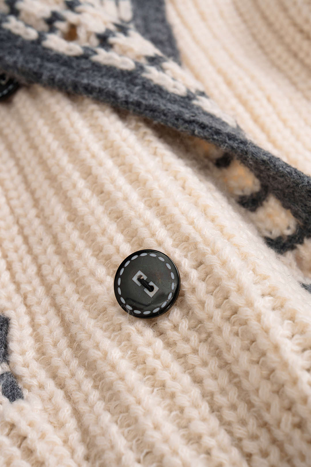 Knit Color Block Button Long Sleeve Cardigan