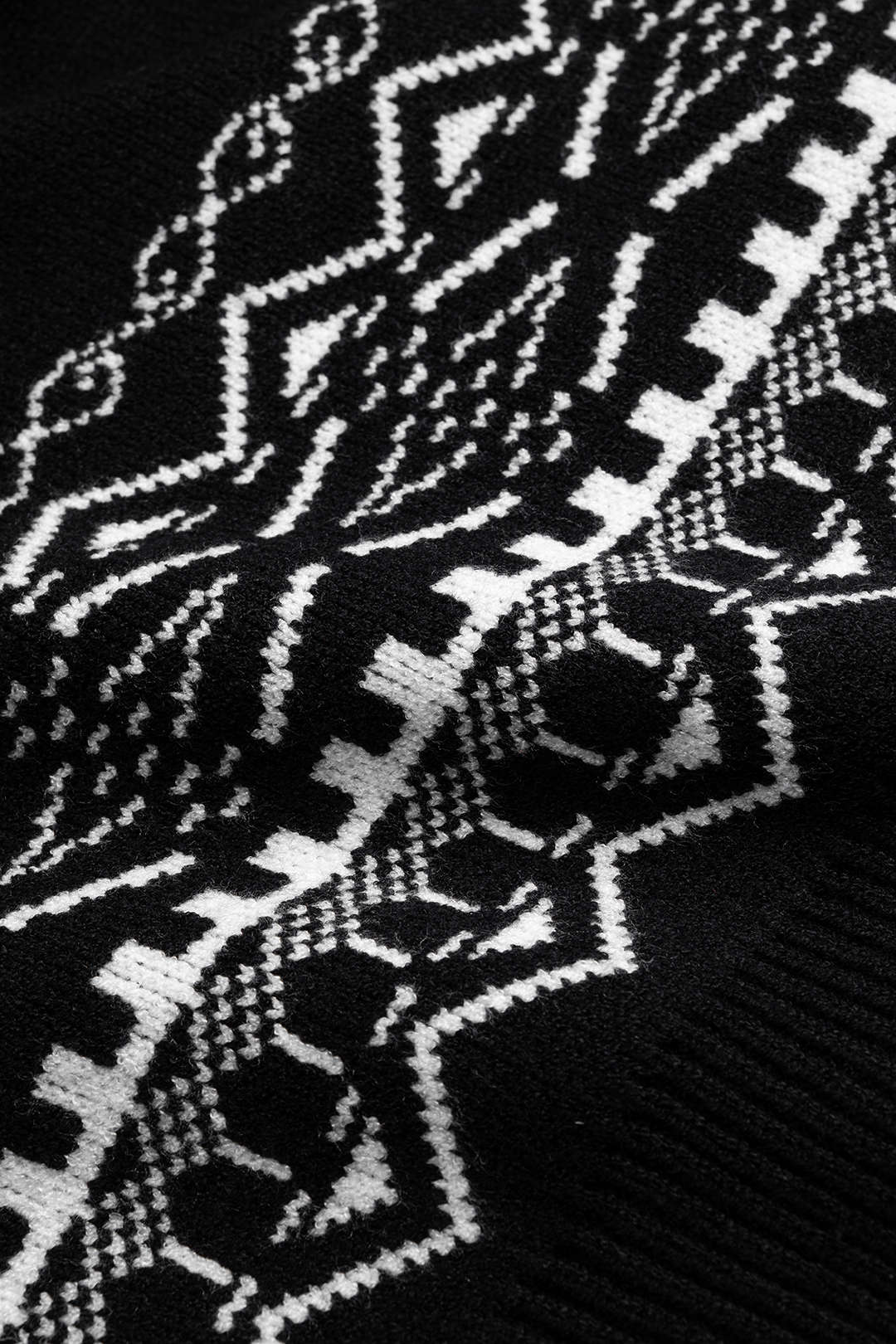 Knit Geometric Print Slant Shoulder Long-Sleeve Top