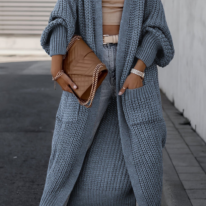Suri™ | Elegant Deep V-Neck Cardigan - Comfort and Elegance