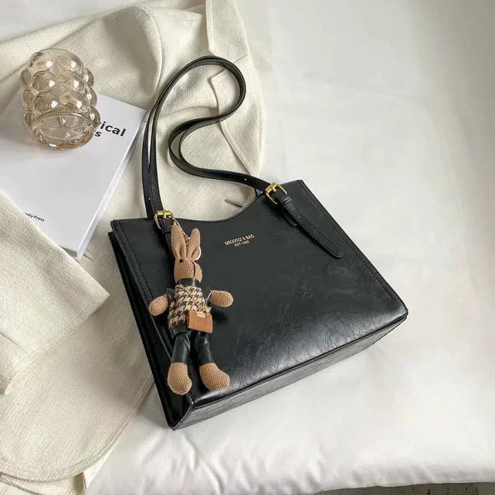 Clarie - Vintage Vegan Leather Shoulder Bag