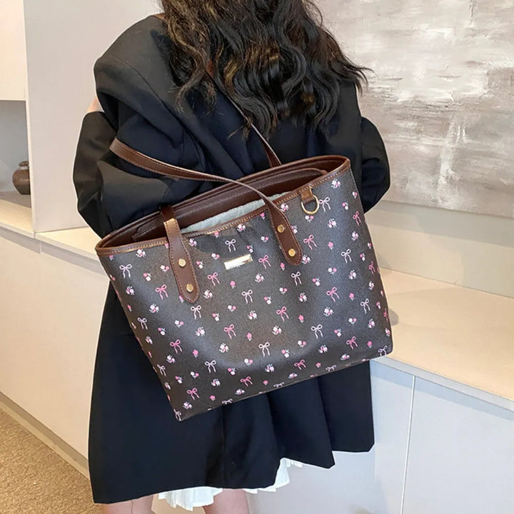 Leora | Tote Bag