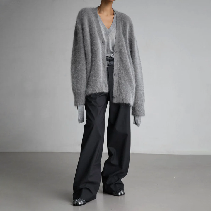 Char - Comfortable Cardigan