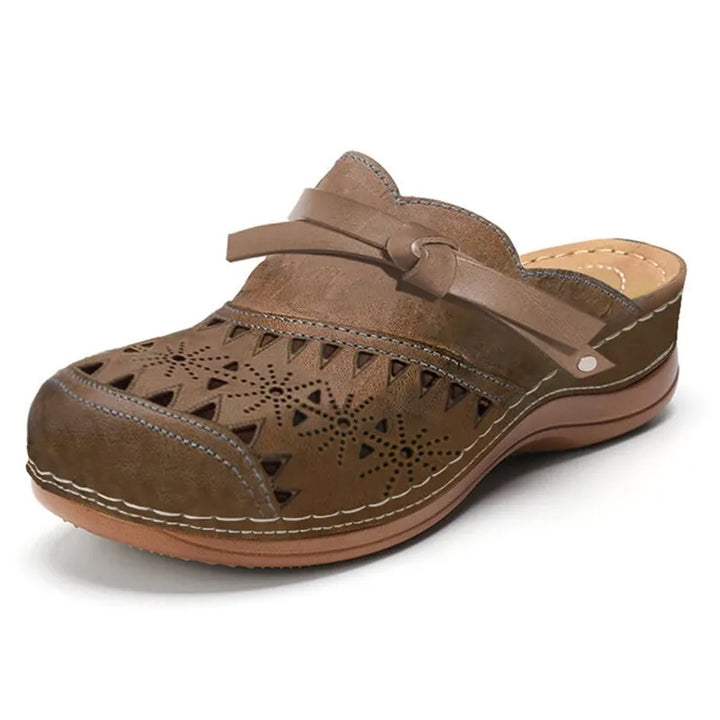 Laya™ - Elegant Clogs